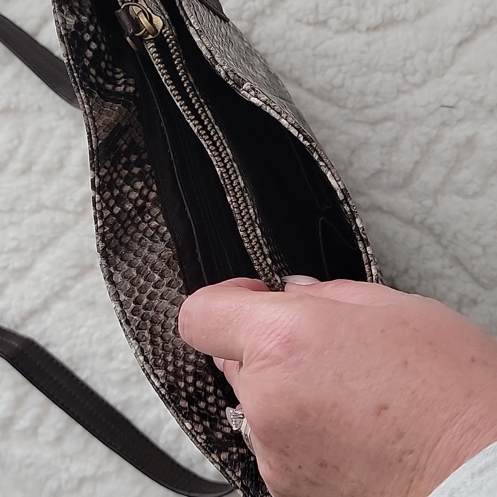 Jessica Simpson Purse - Picture 4 of 5